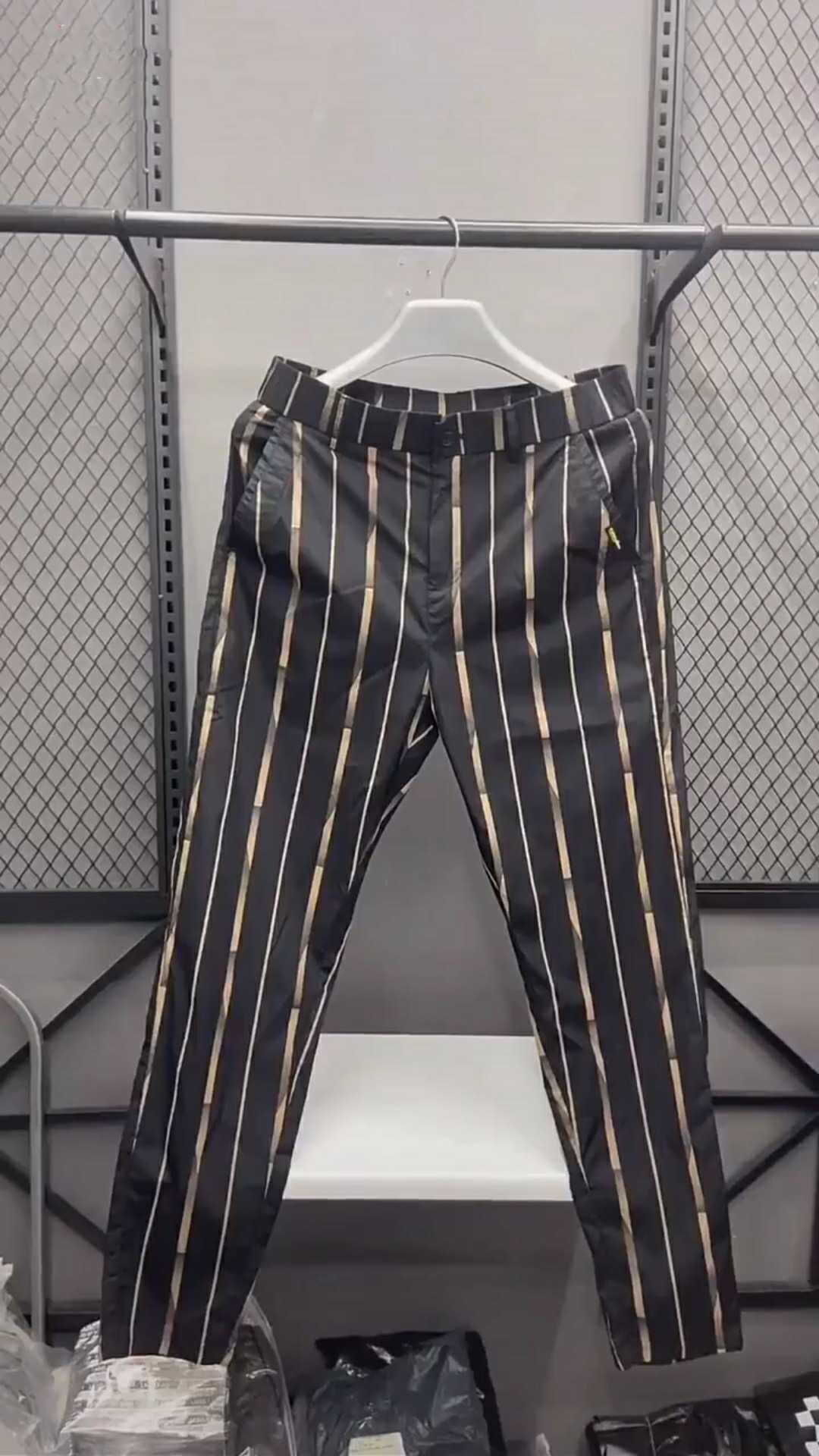 9638 new men's casual temperament fashion male trend The new trend Korean version Body Personality 100 Hitch Handsome Pants