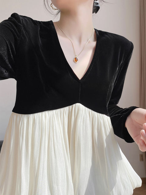 Lingze Xi Elegant French-Style Blouse with V-Neck, Waist-Cinching, Slimming, Long-Sleeved, Black and White Patchwork Silk Velvet Top for Women