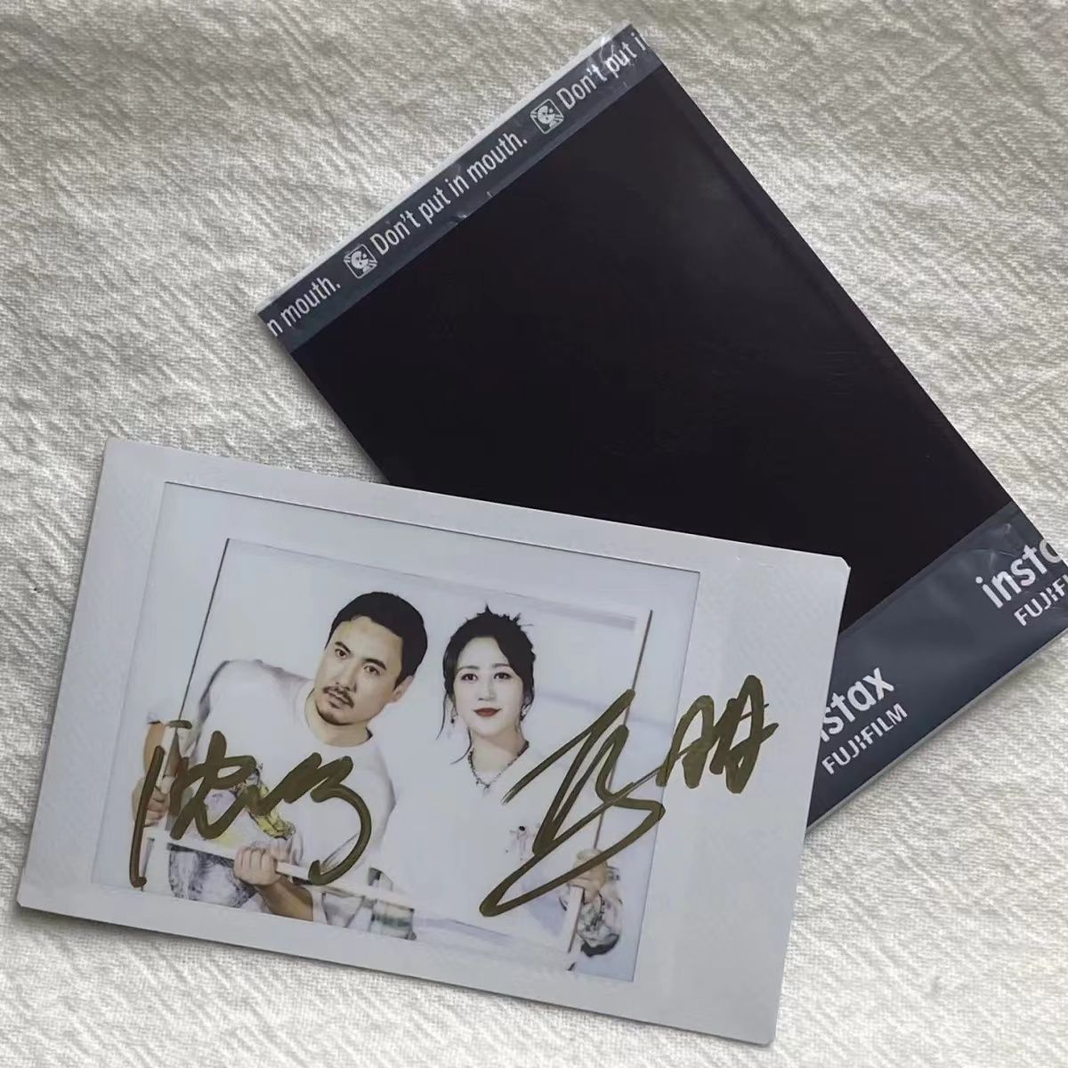 シェン・テン・マー・リー直筆サイン入りポラロイド同型サイン入り周辺機器本物サポートファッションギフト小型カード3インチ