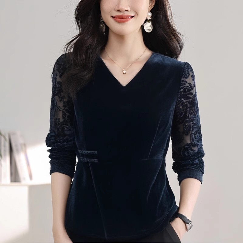 Velvet Chinese-Style Top, Gold Velvet Shirt for Women, 2025 New Popular Style, Elegant Early Autumn Shirt for Mothers, Tummy-Covering Shirt