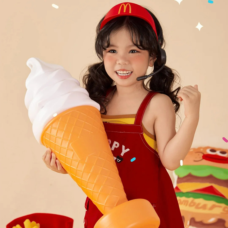 Korean-Style Children's Photography Props, Creative and Cute Baby Photo Styling, Large Handheld Artificial Ice Cream Model