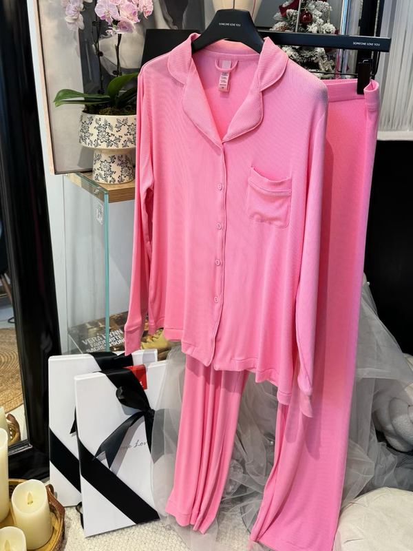 Limited Edition Light Luxury ~ Multi-Color Options, Kim Kardashian Style High-Elastic Modal Pajamas, Long Sleeves and Long Pants, Can Be Worn Outside, for Women