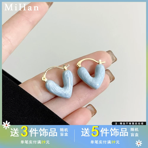 觅韩 Летние свежие небольшие дизайнерские серьги