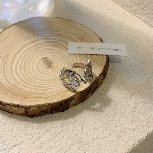 Retro Old Texture Butterfly Ring Simple Нишевое полое конструктивное указание