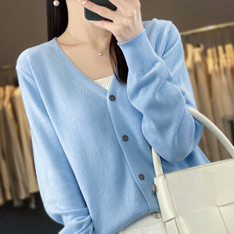 Lazy and Calm 100% Pure Cotton Knitted Cardigan for Women, Loose Fit, 2023 New V-Neck Sweater Jacket for Autumn and Winter Lazy and Calm 100% Pure Cotton Knitted Cardigan for Women, Loose Fit, 2023 New V-Neck Sweater Jacket for Autumn and Winter