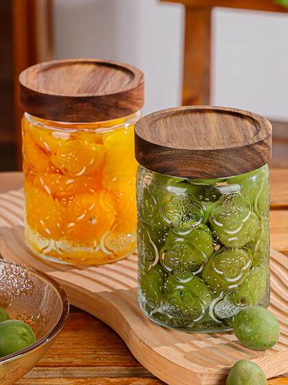 浮雕螺口储物罐玻璃密封罐木盖厨房坚果干果收纳罐家用防潮储物瓶