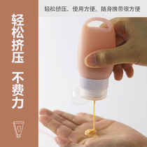 Travel fitting wash and bath three suits Small bottle of air silica gel containing shampoo with split bottle soft portable upscale