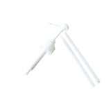 Пластиковое пластиковое арахисовое масло ведро с водой.