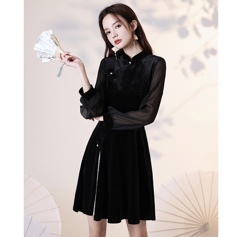 Black cheongsam 2022 new young modern improved version design sense small autumn and winter small dress