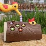 Дети игрушки -дятлы -дятлы с детьми йхахи ловят мозг, есть мозг и рыбу в течение полутора с половиной лет.