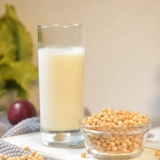 Вкус скоростного оборота без остатков, выпейте на завтрак с соевым молоком, завтрак