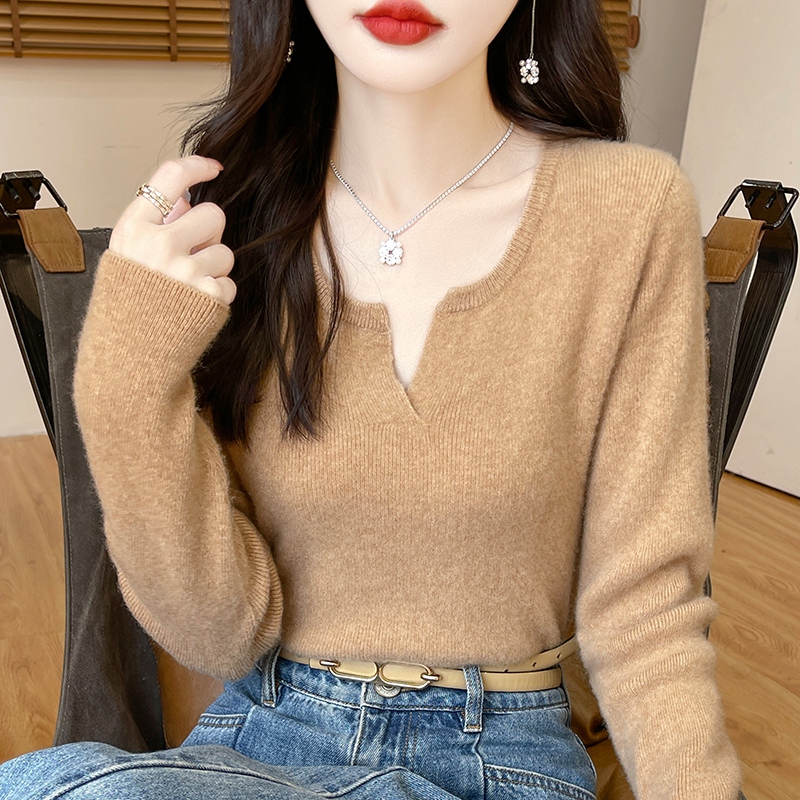 Slim-Fitting V Neck Sweater for Women, Spring & Fall Outer Wear, New Knitted Autumn and Winter Inner Layering Shirt, Women's New Top
