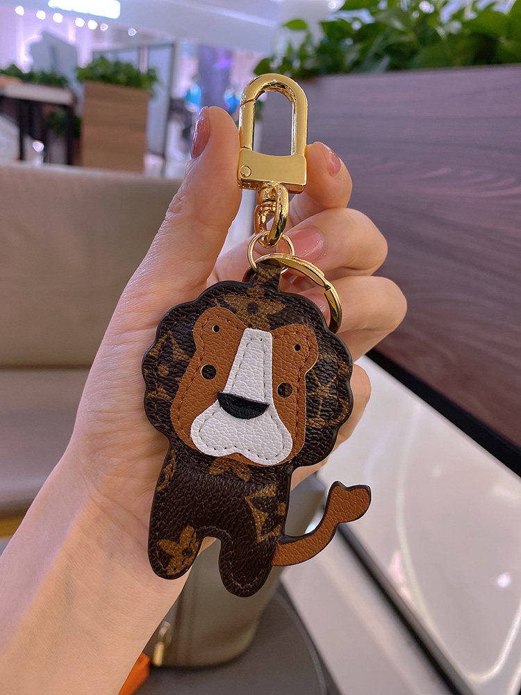LVGEDETE small lion car key buckle pendant old flower method bucket bag hanging decoration key chain universal unpack