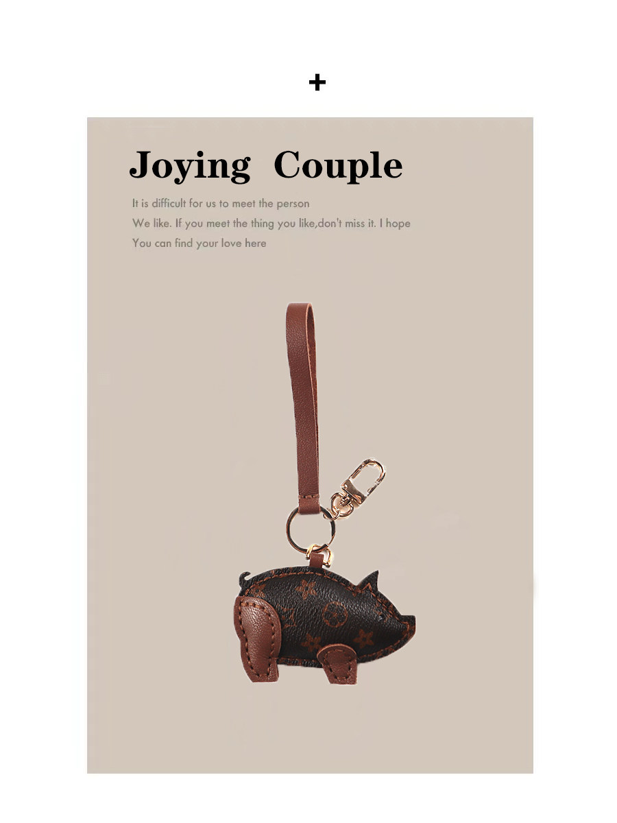 LVGEDETE Fbucket car key buckle raw Xiao pig pendant sheep leather bag hanging decoration old flower key chain pendant