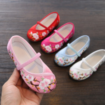 Old Beijing cloth shoes girls embroidered shoes ethnic style Hanfu shoes Childrens handmade cloth shoes ancient costume performance shoes