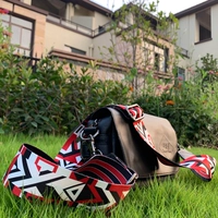 Черно-хриплый красный