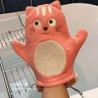 Розовая губка для ванны для купания