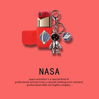 Huawei, помада, красные наушники