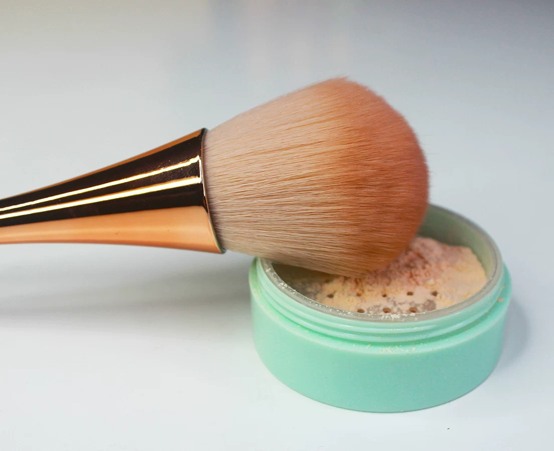 Brush, румяна, помада, набор