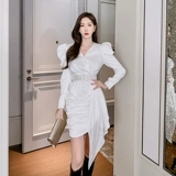 Платье, корсет, поясная сумка, юбка, французский стиль, V-образный вырез, осеннее, с акцентом на бедрах