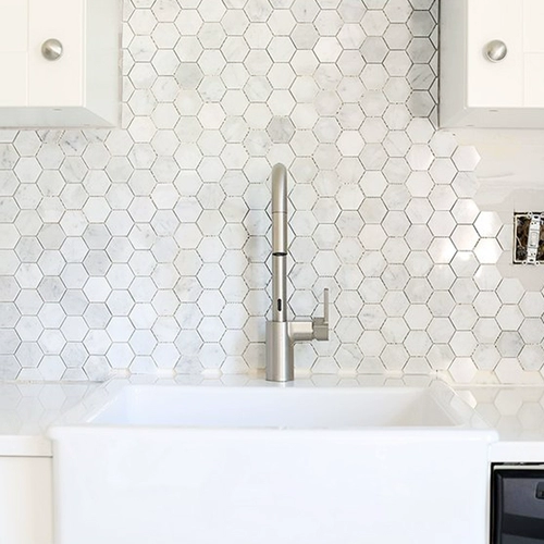 Простая джазовая белая шестигранная кирпичная туалетная мозаичная мозаичная мозаика