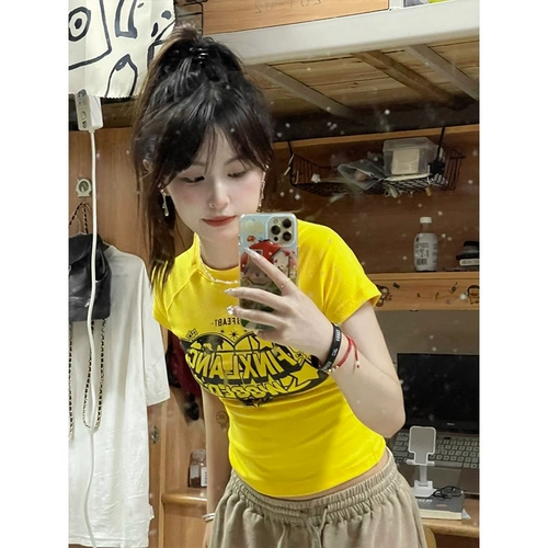 Рыжая приталенная короткая футболка с коротким рукавом, в американском стиле, подходит для подростков