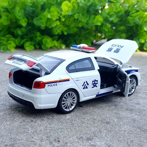 Warrior, металлическая полицейская машина, модель автомобиля со светомузыкой, игрушечная машина, масштаб 1:32