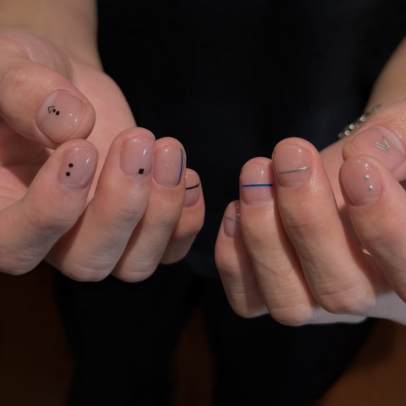Neutral Style Cool Nail Art, Gender-Neutral, Simple Lines, Personalized Hand-Painted, Natural, Niche Nail Art, Unisex, Suitable for Daily Use Neutral Style Cool Nail Art, Gender-Neutral, Simple Lines, Personalized Hand-Painted, Natural, Niche Nail Art, Unisex, Suitable for Daily Use