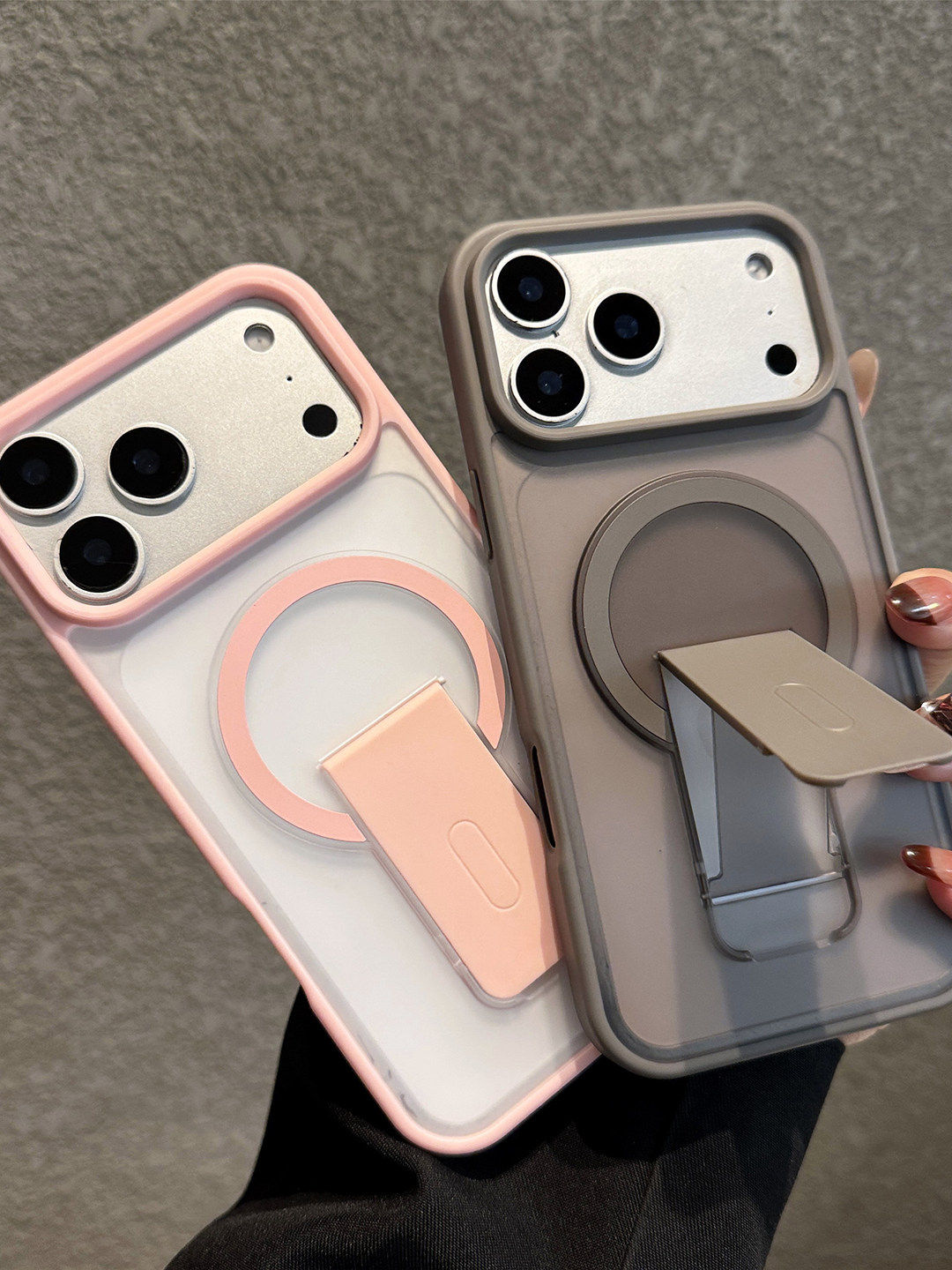 New Frosted Invisible Stand Suitable for iPhone 17 Pro Max Phone Case, Anti-Drop Magnetic Style, Fashionable Apple 16 Pro Max Protective Case, 15 Pro Max Skin-Feel Soft Edge, 14/13 Pro Max