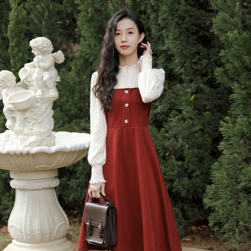 Waist thin temperament base French retro Hepburn New Year red women 2021 new dress