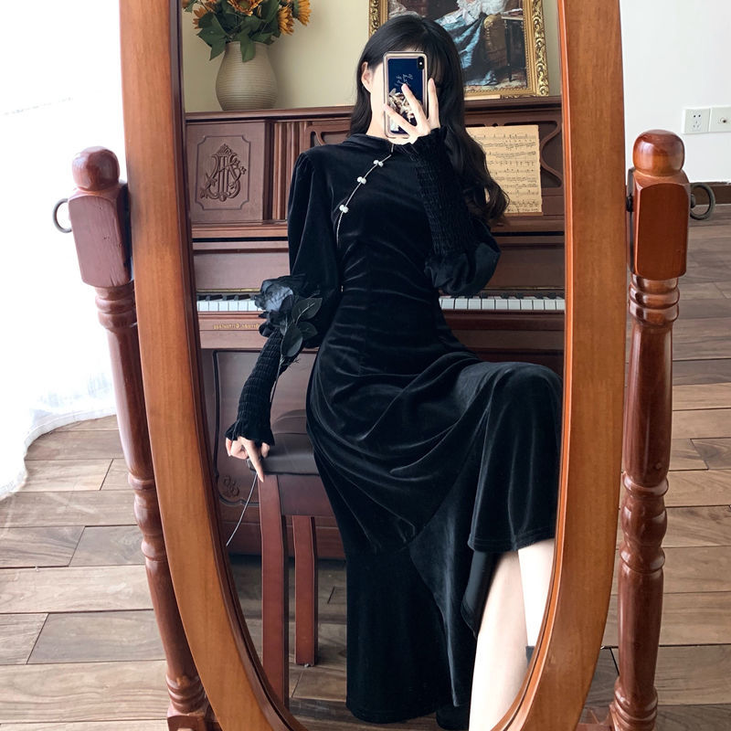 Huaxie Li Fat mm Large Size Women's Hepburn Wind Velvet Improved Cheongsam Dress Thickened Winter Meat Showing Age
