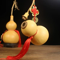 Высотой около 20-25 см