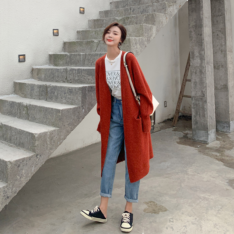 2026 Autumn and Winter New Korean Style Loose and Lazy Mid-Length Knitted Cardigan Sweater Jacket for Women, Thickened and Versatile 2026 Autumn and Winter New Korean Style Loose and Lazy Mid-Length Knitted Cardigan Sweater Jacket for Women, Thickened and Versatile