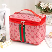 Двойной e мелкий красный