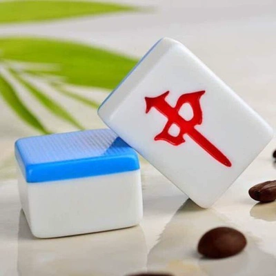 Обработка семьи Маджонг маджонг бренд большие руки потирают подарки Mahjong Mahjong Gifts