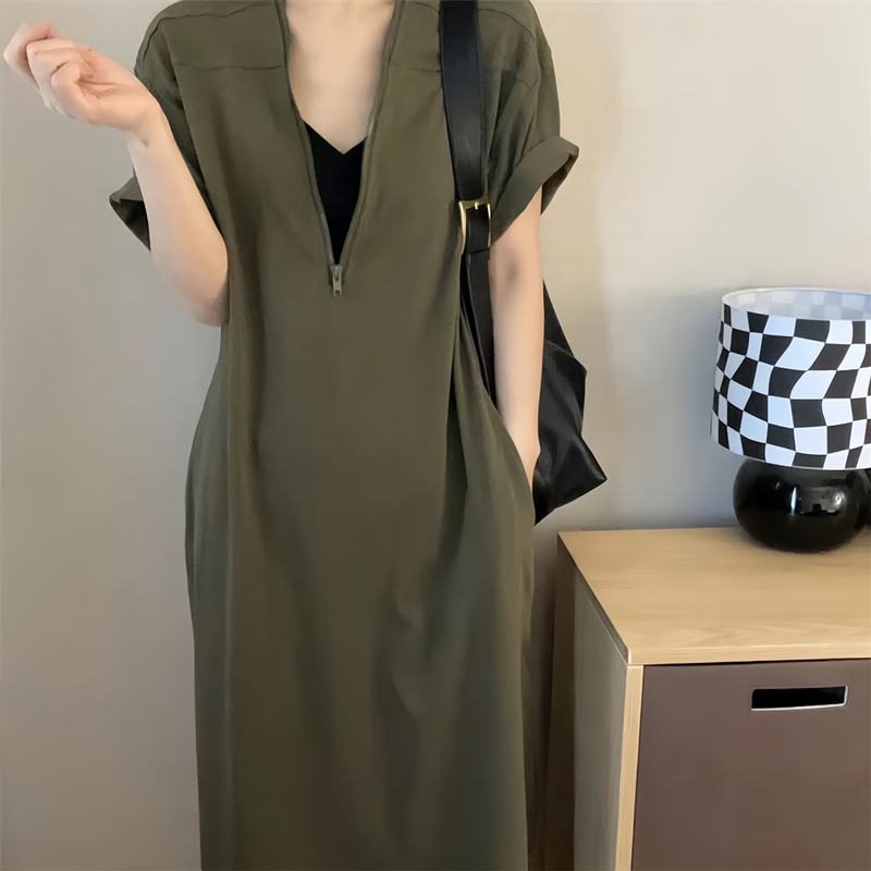 Fashionable Short-Sleeved Dress for Women, New Summer Style, Loose, Slim, Casual and Versatile, V-Neck Zipper, Mid-Length Skirt for Women Fashionable Short-Sleeved Dress for Women, New Summer Style, Loose, Slim, Casual and Versatile, V-Neck Zipper, Mid-Length Skirt for Women