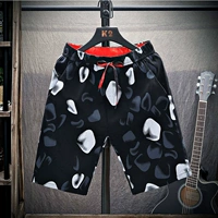 Треугольный белый