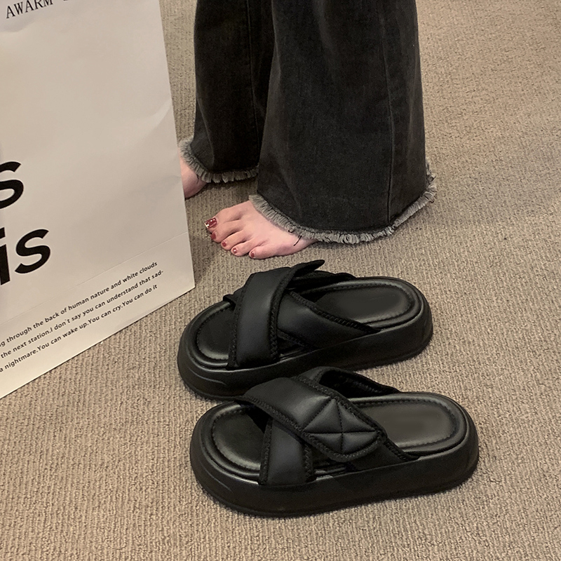soft sole Women's Summer Slippers for Outdoor Wear 2026 New Style Platform Thick Sole Non-Slip Cross Velcro Beach Flip-Flops