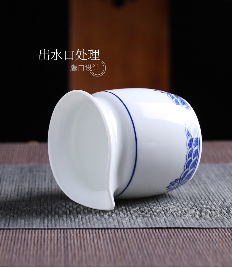 Jingdezhen up the fire which hand made blue and white porcelain tea tea tea set points exchanger with the ceramics fair keller cup and glass