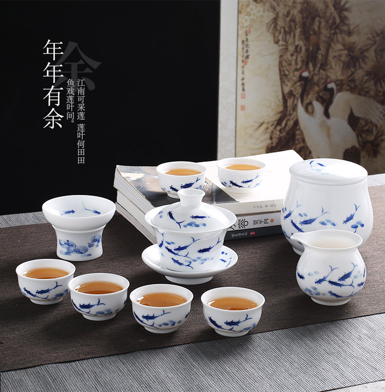 Jingdezhen blue and white porcelain tea set suit household tureen tea cup contracted kung fu tea set office of a complete set of living room