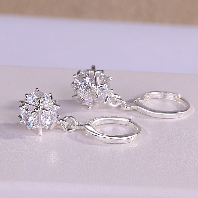 Shine You ZIRCONS Earrings Earrings Earrings Woman Long Version Temperament South Korea Personality 100 Hitch Pendant 2022 New Tide Ear Accessories