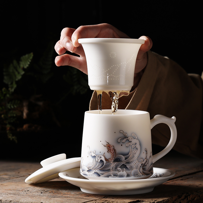 Dehua white ceramic handmade high-end boss teacup with cover filter bubble cascreen office cup ceramic personal water cup