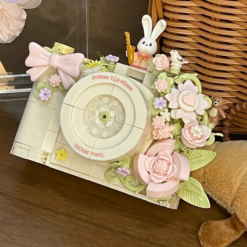 Camera Building Blocks Flower Small Particle 3D Puzzle Eternal Flower Girl Series Popular Birthday Gift Camera Building Blocks Flower Small Particle 3D Puzzle Eternal Flower Girl Series Popular Birthday Gift