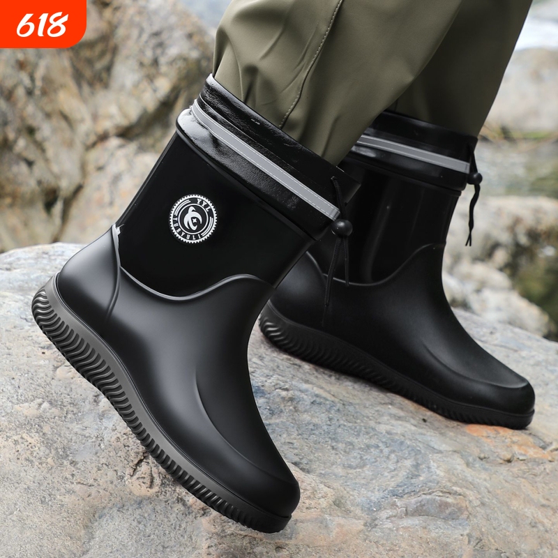 Waterproof Thickened Rain Boots for Men, Sizes 35-49, Large Size, Mid-Calf, Anti-Slip, Short Boots, Wear-Resistant, with Added Fleece Waterproof Thickened Rain Boots for Men, Sizes 35-49, Large Size, Mid-Calf, Anti-Slip, Short Boots, Wear-Resistant, with Added Fleece