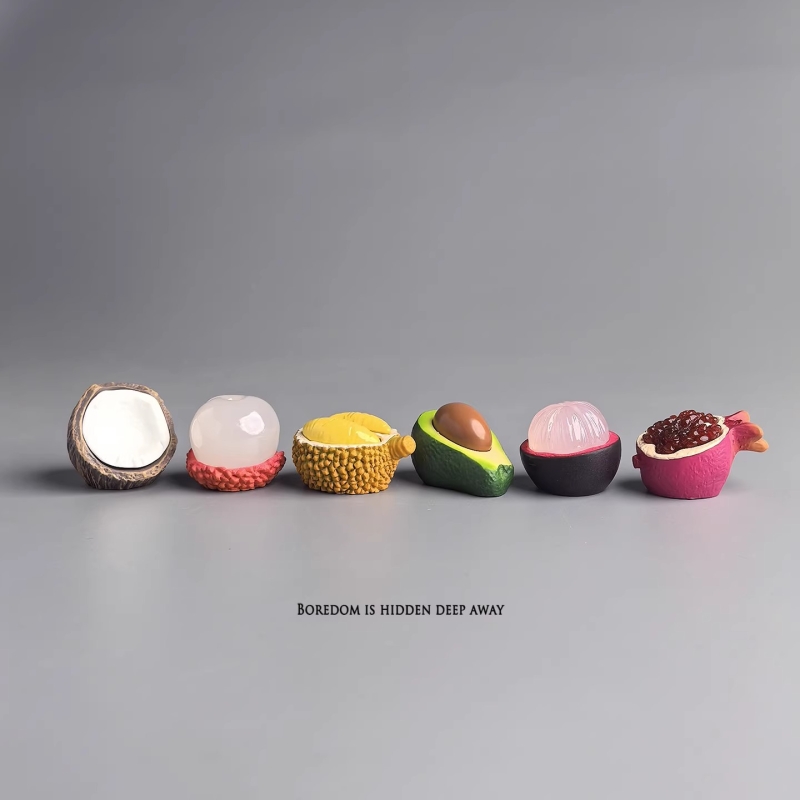 Заскучав, положите несколько тыквенных фруктов, чтобы поднять настроение, имитируя маленькие украшения компьютерного стола в японском стиле для офиса.