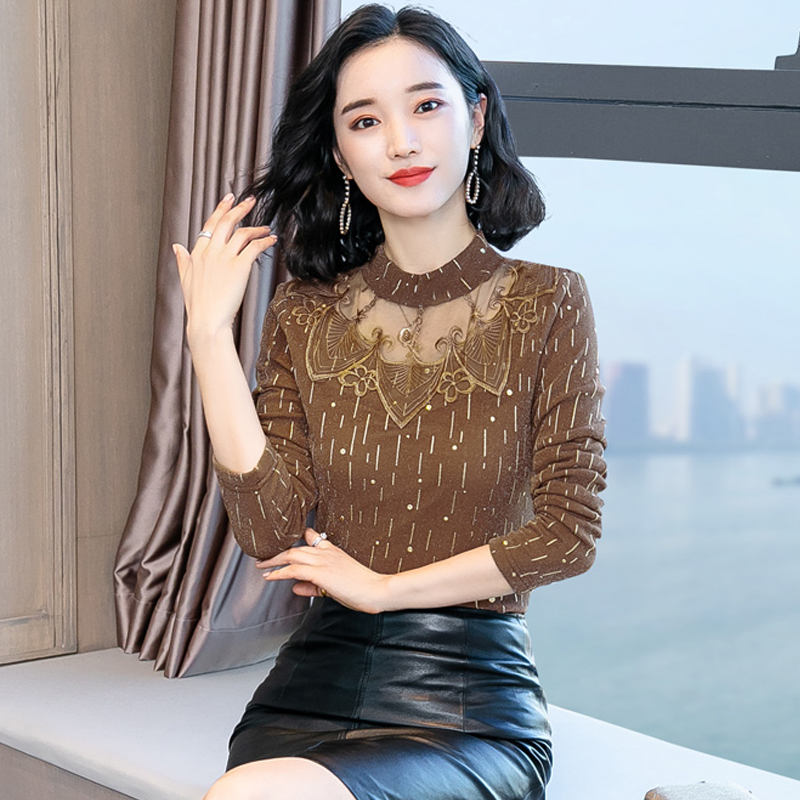 2022 autumn and winter new half-height necklace with velvety lace undershirt female long sleeve temperament covered belly mesh yarn blouse