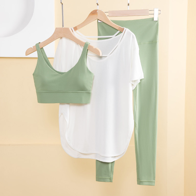 Yoga suit women's 2022 new professional running quick-dry loose morning running casual sportswear fitness clothes summer