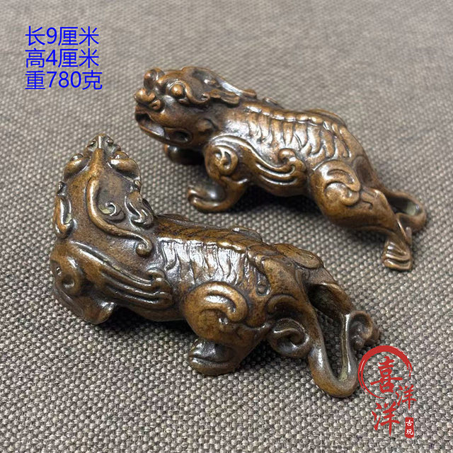 Antique antique pure copper copper solid lucky Pixiu desktop ornaments leather handle pieces retro furnishings old objects