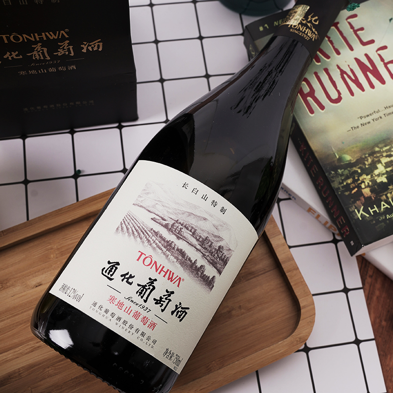 长白山特制山葡萄酒甜型，为何6瓶装成聚会爆款？