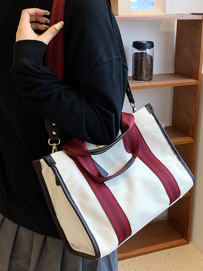 Christmas Red Canvas Bag for Women 2025 New Large-Capacity College Student Work Commute Tote Shoulder Crossbody Bag